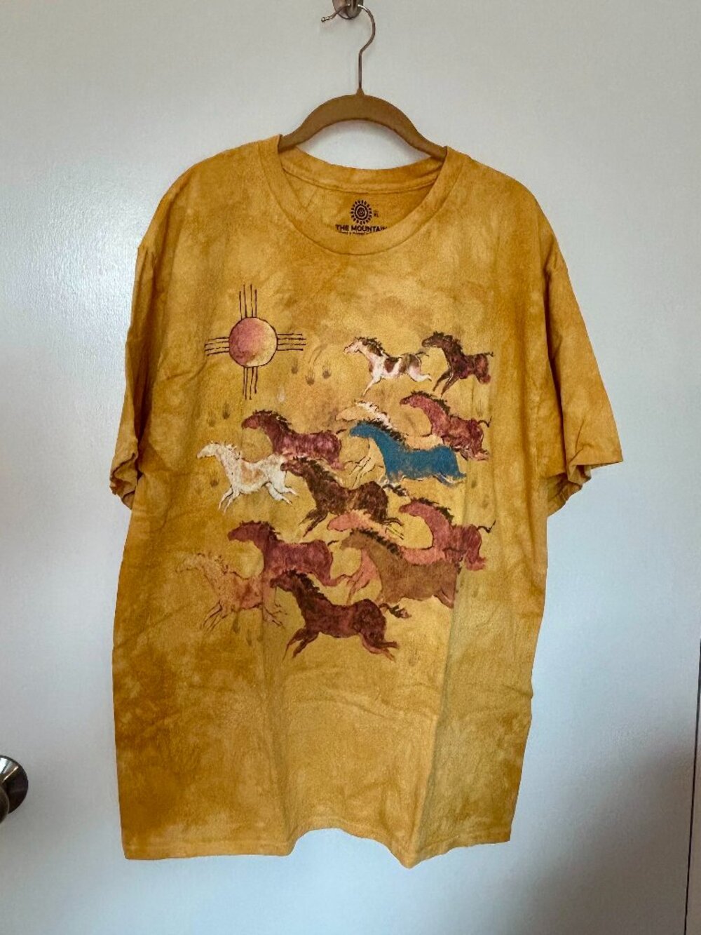 The Mountain Horses & Sun Shortsleeve Tee XL